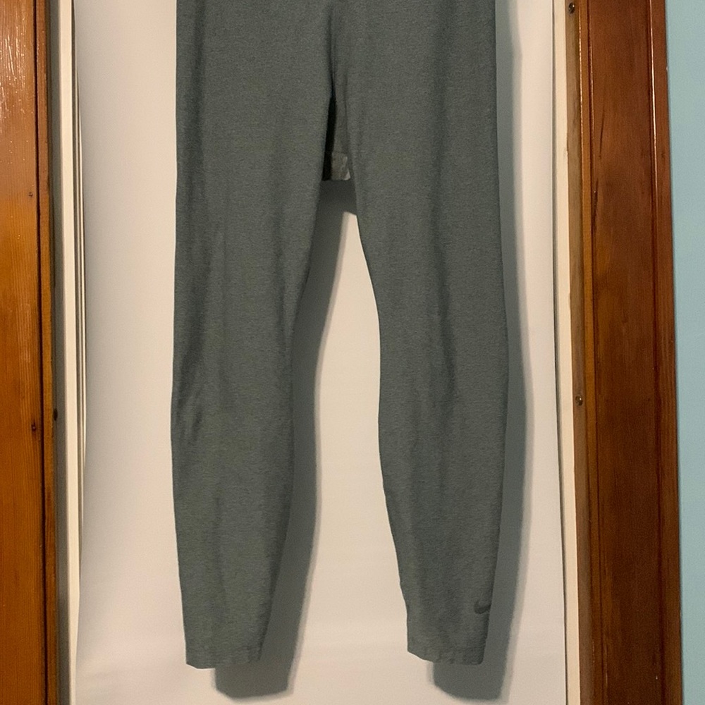 Nike Grey (Gray) leggings size XL. Good condition!